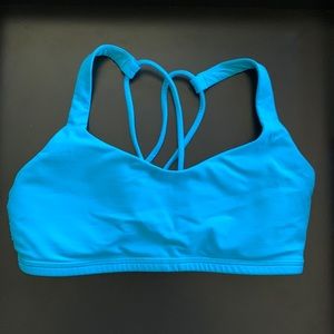 Lululemon Free to Be Bra